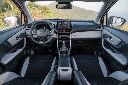 Nội thất Toyota Veloz 1