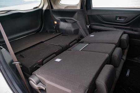 Nội thất Toyota AVANZA 5